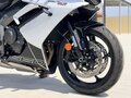 2025 Triumph Daytona 660, белый - вид 11
