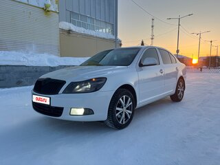 2012 Skoda Octavia II (A5) Рестайлинг, белый, 900000 рублей, вид 2