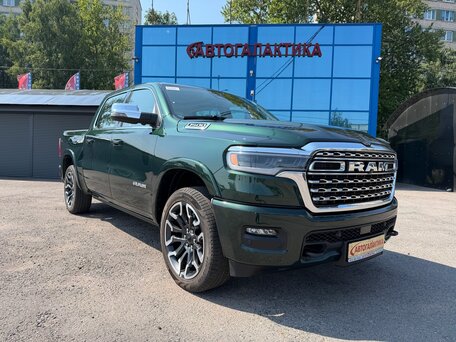2026 Ram 1500 Crew Cab V Рестайлинг, зелёный, 10999999 рублей, вид 2