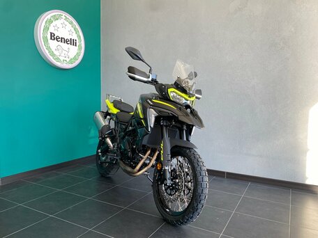 2025 Benelli TRK 702 X, серый, 789000 рублей, вид 1