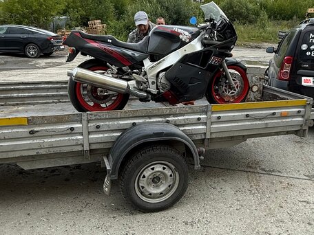 1990 Yamaha FZR1000, серый, 280000 рублей, вид 4