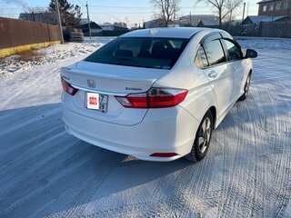 2017 Honda Grace I, белый, 1100000 рублей, вид 5