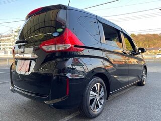 2021 Honda Freed II Рестайлинг, чёрный, 1140000 рублей, вид 5