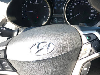 2011 Hyundai Veloster I, белый, 990000 рублей, вид 5