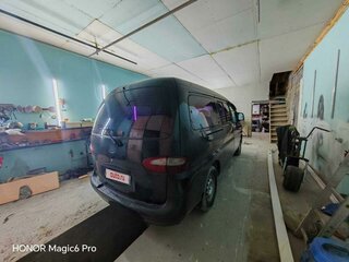 1998 Hyundai Starex I, зелёный, 450000 рублей, вид 4