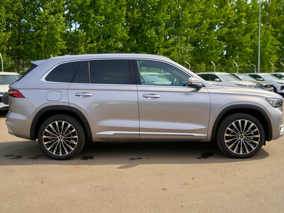 2026 Geely Monjaro I Рестайлинг, серебристый, 4855990 рублей - вид 11