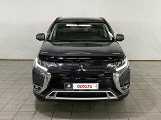 2022 Mitsubishi Outlander III Рестайлинг 3, серый, 3800000 рублей, вид 2