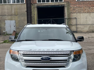 2013 Ford Explorer V, белый, 1900000 рублей, вид 2