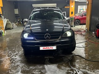 2001 Mercedes-Benz M-Класс 320 I (W163), чёрный, 581344 рублей, вид 1