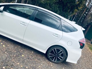 2015 Toyota Prius Alpha I (ZVW40/41) Рестайлинг, белый, 1800000 рублей, вид 5