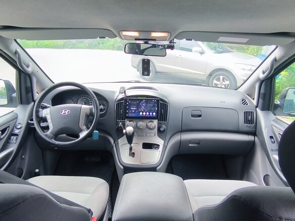 2012 Hyundai H-1 II, серебристый, 1850000 рублей - вид 9