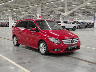 2012 Mercedes-Benz B-Класс 200 II (W246), красный, 890000 рублей, вид 3