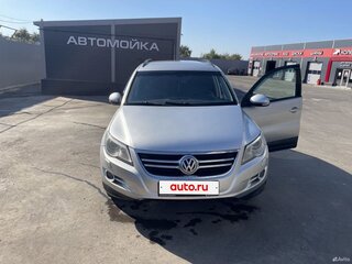 2010 Volkswagen Tiguan I, серебристый, 930000 рублей, вид 2