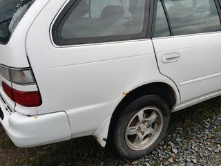 1998 Toyota Corolla VII (E100), белый, 350000 рублей, вид 5