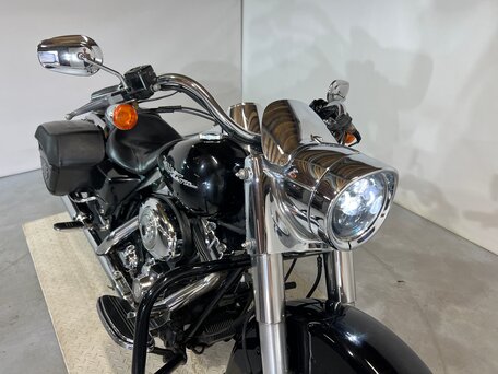 2007 Harley-Davidson Road King, чёрный, 449000 рублей, вид 5