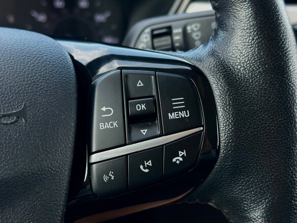 2021 Ford Escape IV, серебристый, 1550000 рублей - вид 19