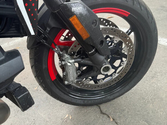 2021 Ducati Hypermotard, красный, 1200000 рублей - вид 18