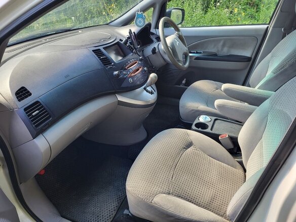 2003 Mitsubishi Grandis I, белый - вид 4