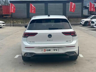 2021 Volkswagen Golf VIII, белый, 1650000 рублей, вид 5