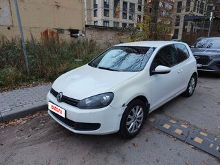 2011 Volkswagen Golf VI, белый, 600000 рублей, вид 2