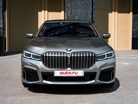 2019 BMW 7 серии 750i xDrive VI (G11/G12) Рестайлинг, серый, 6500000 рублей, вид 2