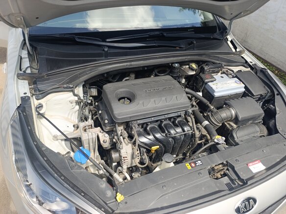 2018 Kia Ceed III, серебристый, 1650000 рублей - вид 12