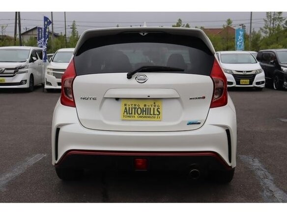 2015 Nissan Note Nismo II, белый, 690000 рублей - вид 4