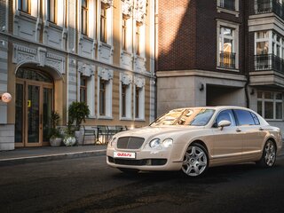2007 Bentley Continental Flying Spur, бежевый, 4900000 рублей, вид 2