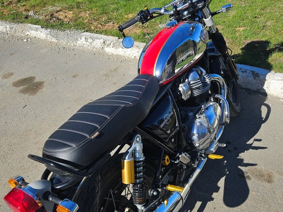 2024 Royal Enfield Interceptor 650, серебристый, 590000 рублей - вид 8