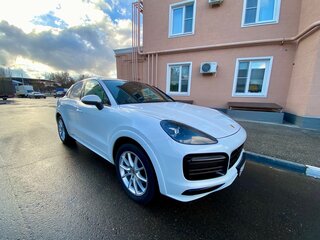 2019 Porsche Cayenne Coupé III, белый, 5950000 рублей, вид 1