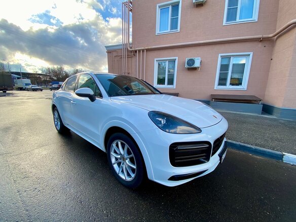 2019 Porsche Cayenne Coupé III, белый, 5950000 рублей