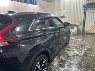 2021 Mitsubishi Eclipse Cross I Рестайлинг, чёрный, 2200000 рублей, вид 2