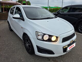 2012 Chevrolet Aveo II, белый, 680000 рублей, вид 3