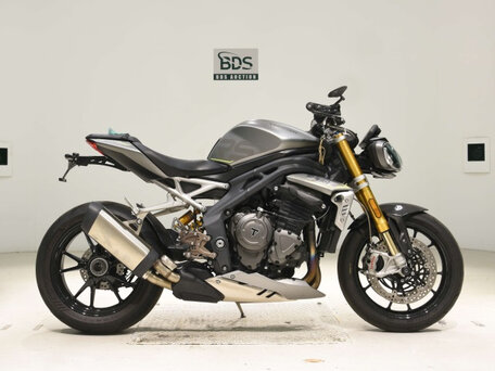2022 Triumph Speed Triple, серый, 1270000 рублей, вид 1