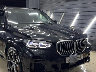 2022 BMW X5 40i IV (G05/G18), чёрный, 8800000 рублей, вид 3
