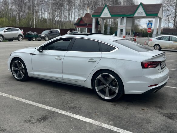 2019 Audi A5 II (F5), белый, 4000000 рублей - вид 3