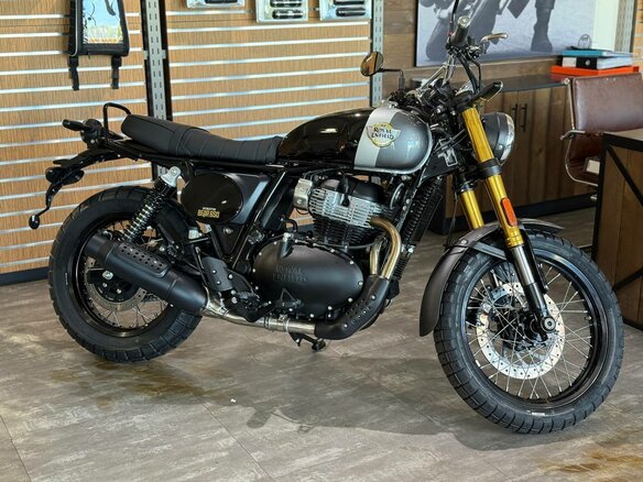2026 Royal Enfield Bear 650, чёрный, 737000 рублей - вид 10