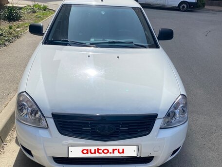 2013 Lada (ВАЗ) Priora I Рестайлинг, белый, 490000 рублей, вид 2