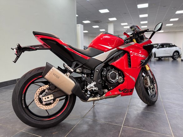 2025 Voge 525RR, красный, 577000 рублей - вид 2