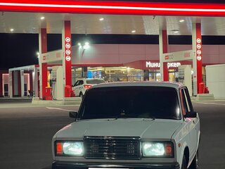 2002 Lada (ВАЗ) 2107, белый, 185000 рублей, вид 2