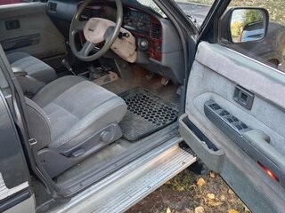 1990 Toyota Hilux Surf II, серый, 750000 рублей, вид 5