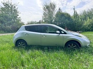 2013 Nissan Leaf I (ZE0/AZE0), серый, 820000 рублей, вид 5