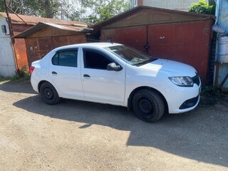2017 Renault Logan II, белый, 620000 рублей, вид 2