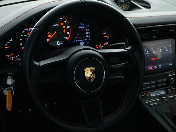 2018 Porsche 911 GT3 991 Рестайлинг, белый - вид 12