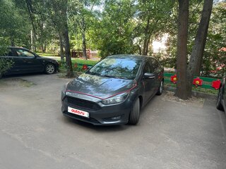 2017 Ford Focus III Рестайлинг, серый, 1100000 рублей, вид 1