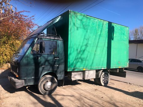 1983 Volkswagen LT, зелёный, 850000 рублей, вид 1
