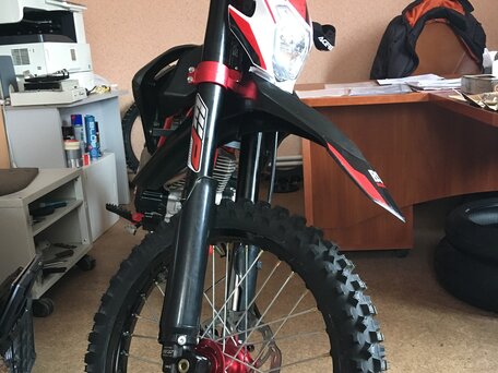 2021 BSE Z10, чёрный, 189000 рублей, вид 2