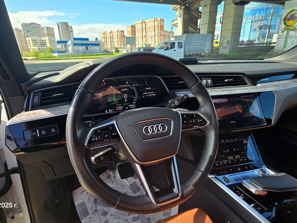 2021 Audi e-tron 55 I, белый, 6000000 рублей - вид 6