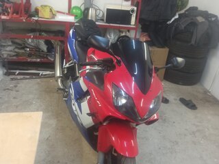 2001 Honda CBR 600F, красный, 450000 рублей, вид 2