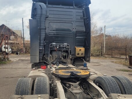 2006 Volvo FH, чёрный, 1500000 рублей, вид 3